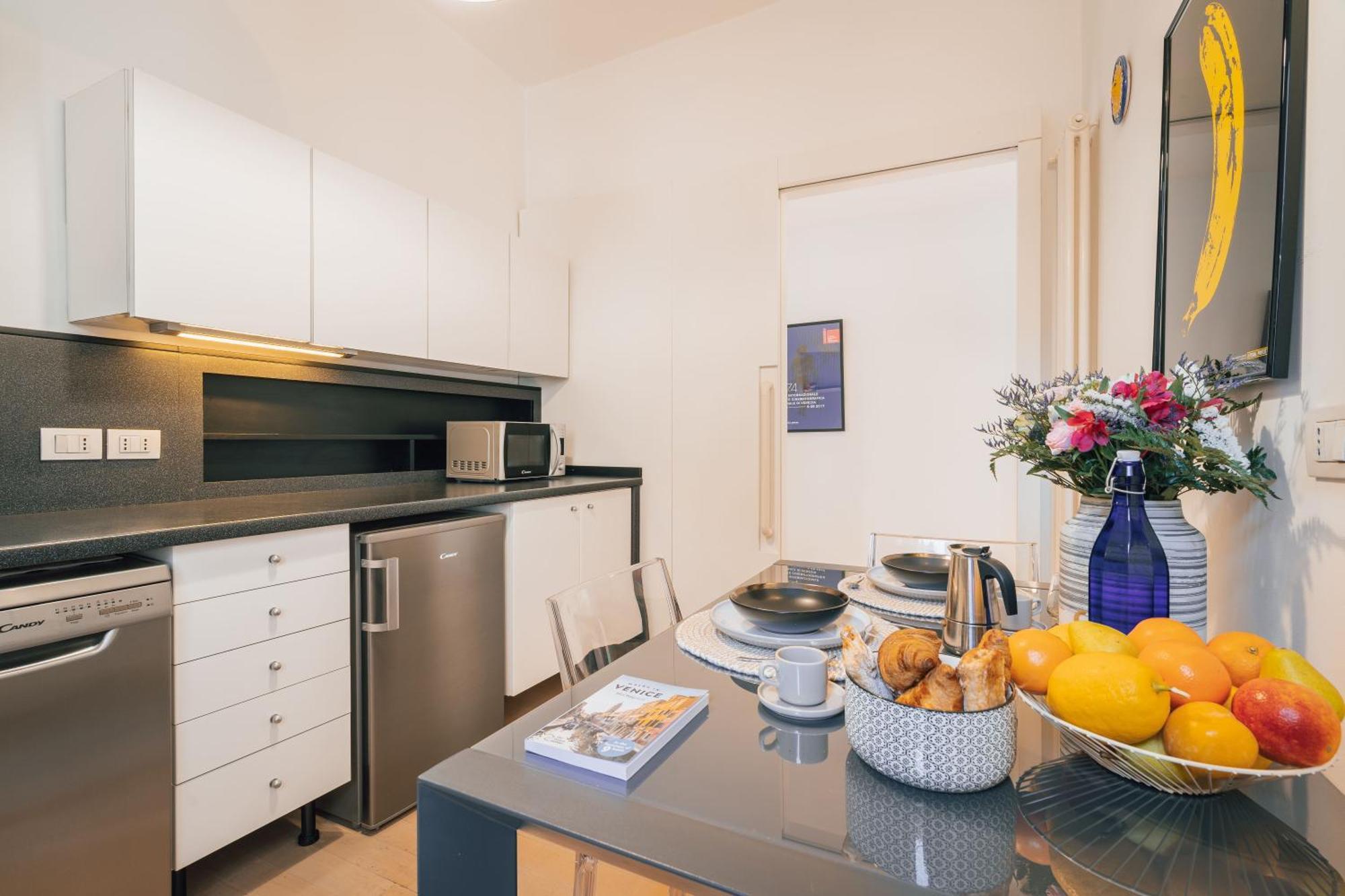 In The Center Of Near The Rialto Bridge Apartment Venice