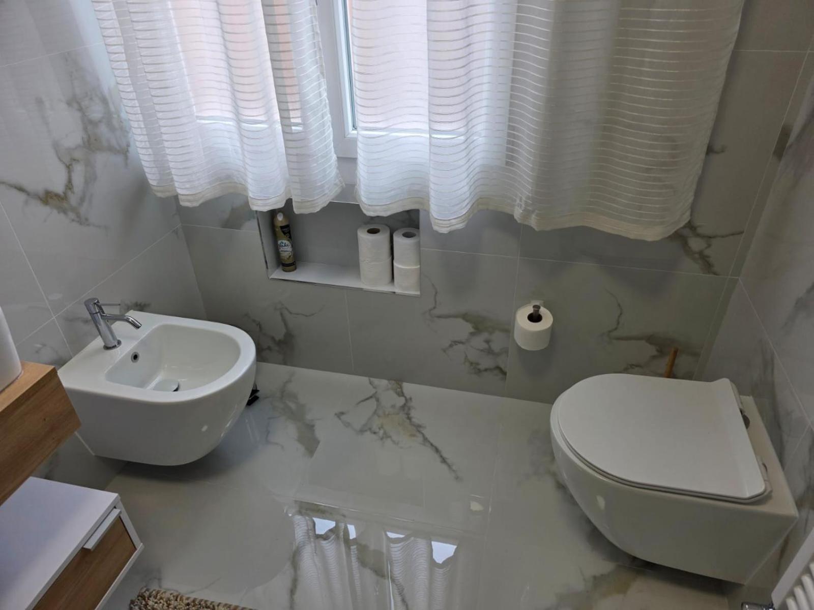 Apartment La Casa Di Aron Venice