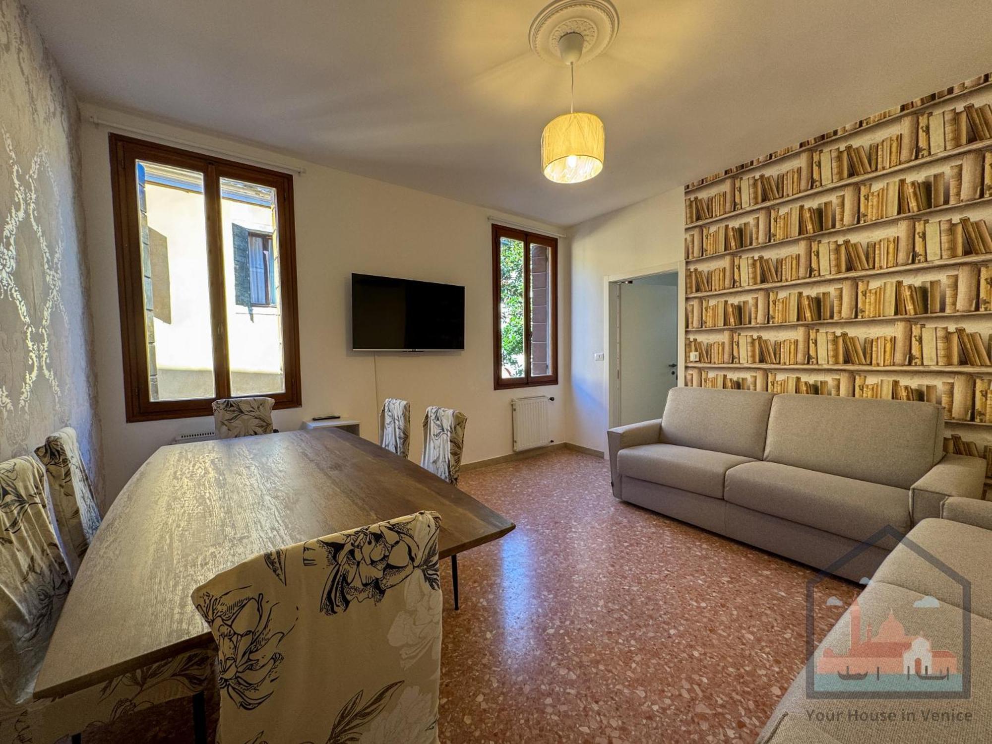Accademia With Gym In Center Appartamento *