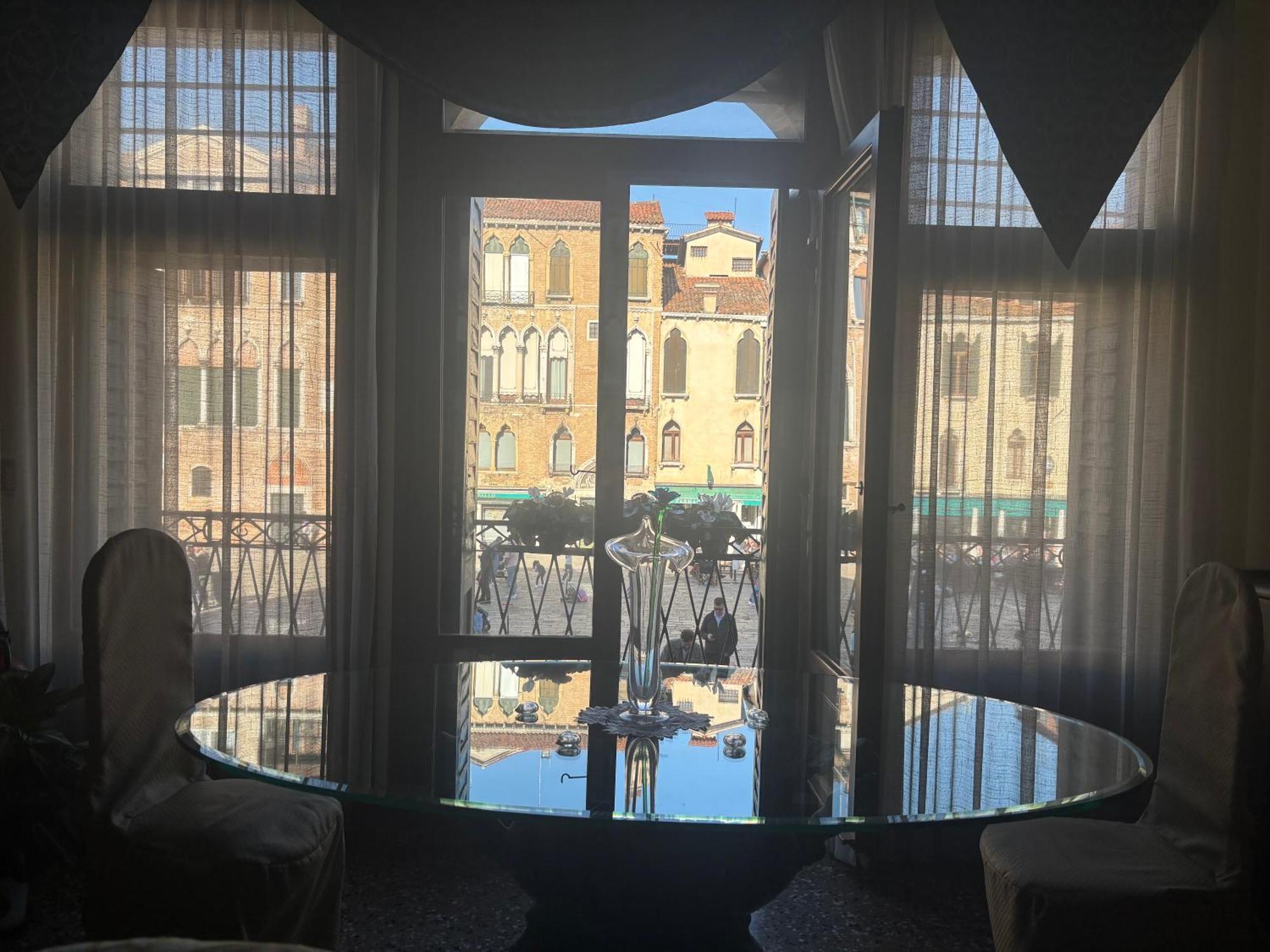 Luxury San Firmino Canal View Bed & Breakfast Venezia