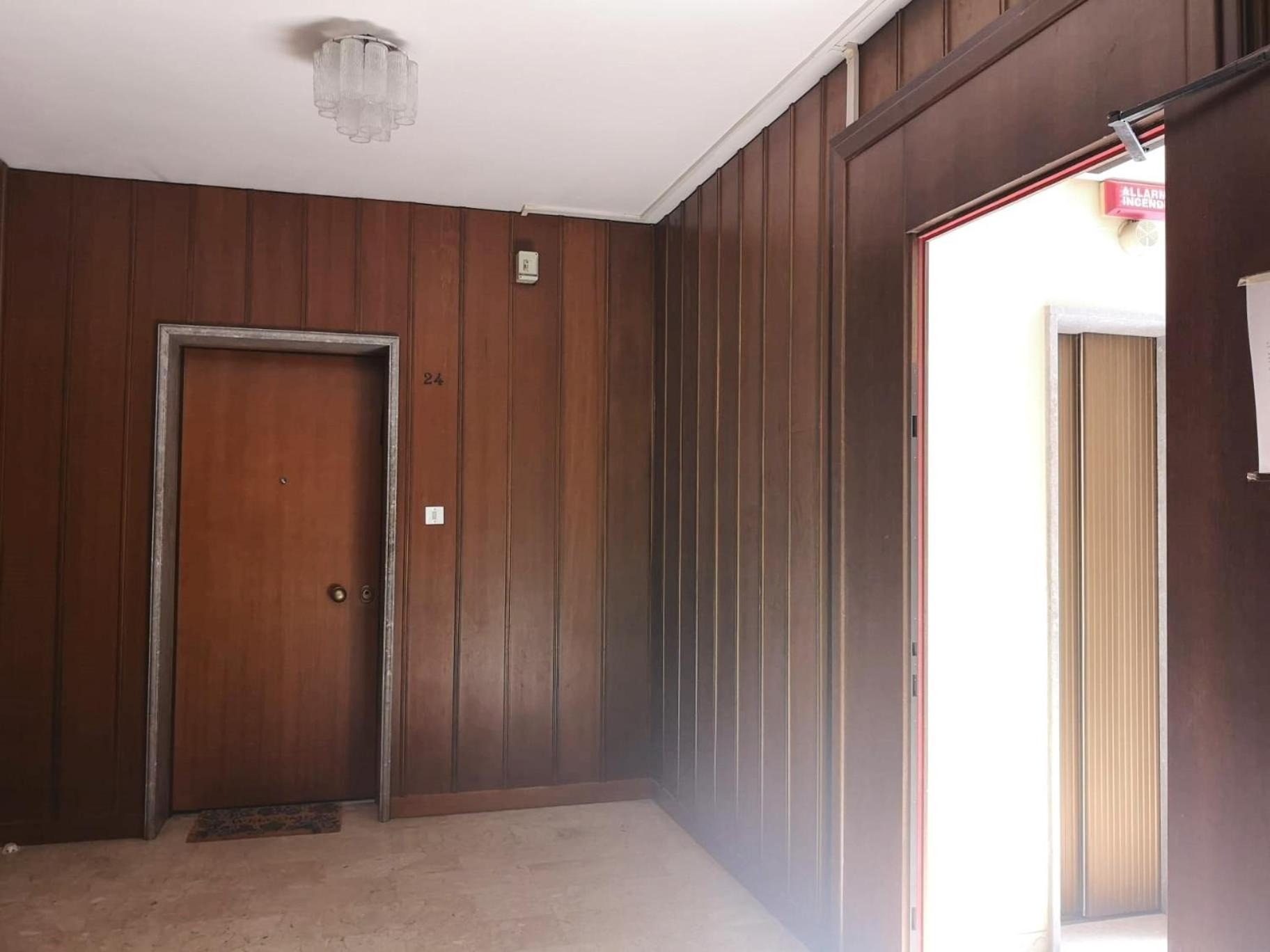 Apartment Quietnest Station Flat 86sqm 100m To Bus Station 300m To Train Station Venice