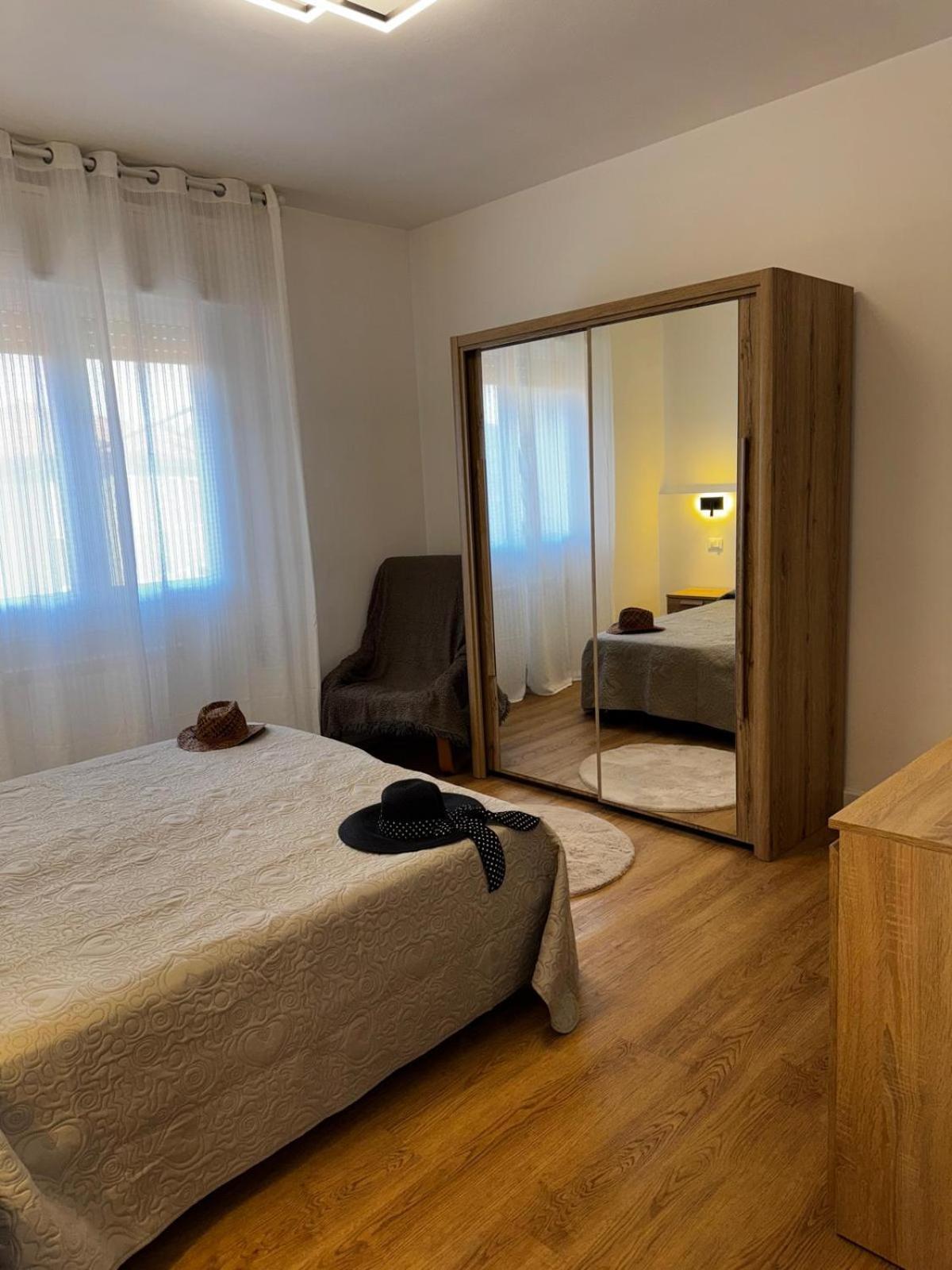 Marghera Piazza Mercato A - Easy To E Free Park Apartment