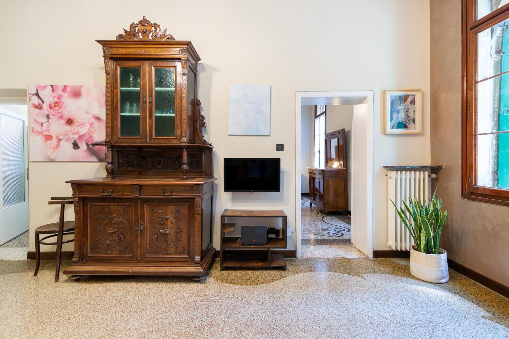 Vintage Charm & Color, And Spacious *