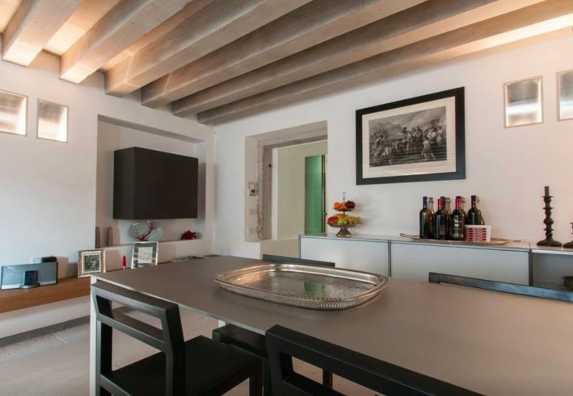 Palazzo Smith Valmarana * Venice