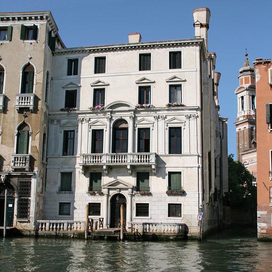 Palazzo Smith Valmarana Apartment *