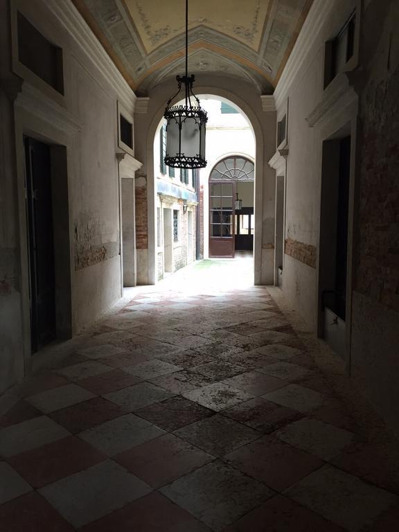 Palazzo Smith Valmarana * Venice