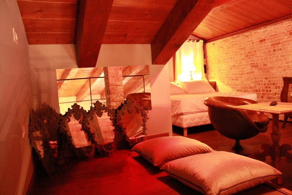 Rosso Charm Bed & Breakfast 3*