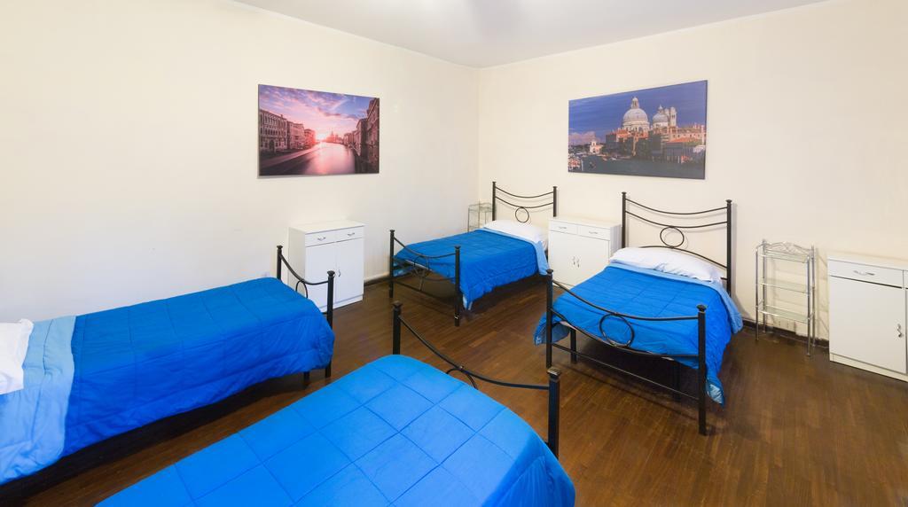 L'imbarcadero Hostel *