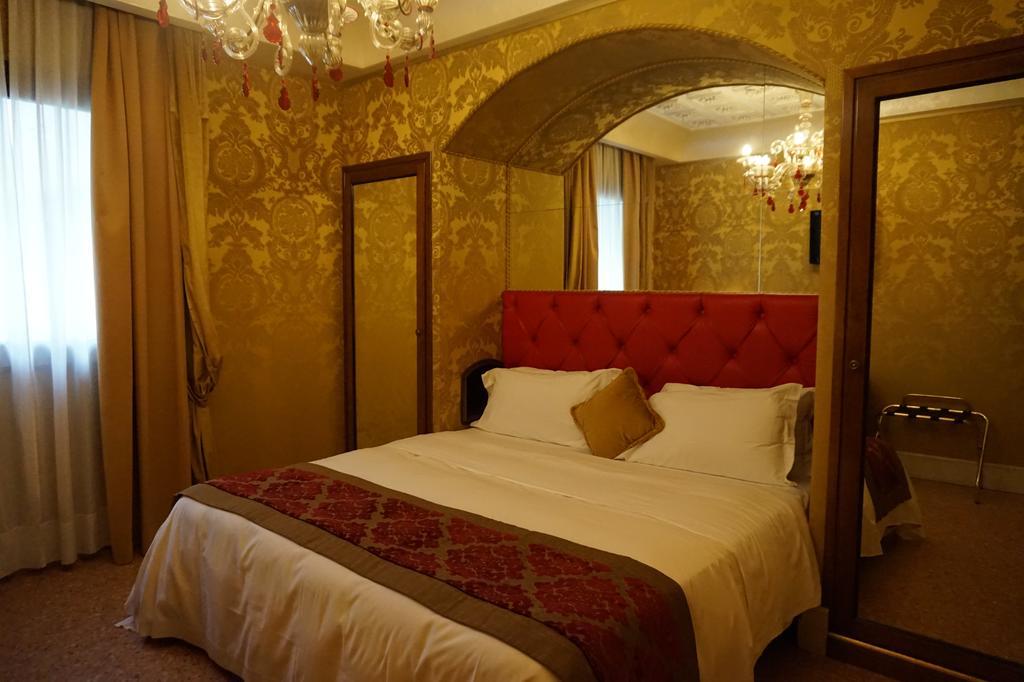 Pesaro Palace Venice
