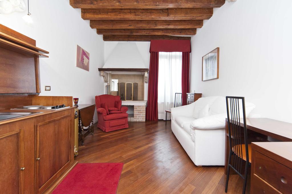San Maurizio Apartment * Venice