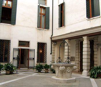 Bed & Breakfast Foresteria Levi Venice