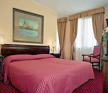 Hotel Acca Veneza