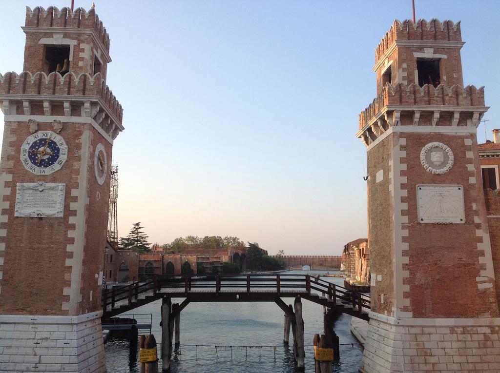 Ai Leoni * Venice