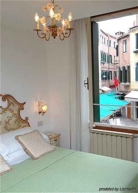 Nuovo Teson Hotel