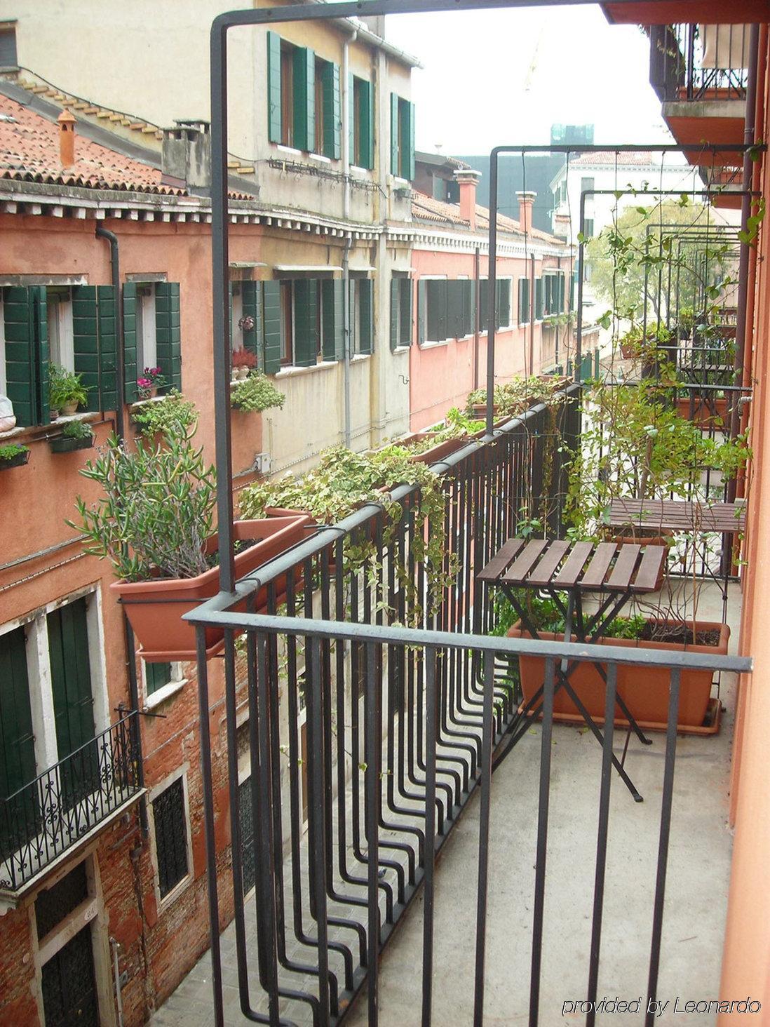 Alloggi Agli Artisti Guest house