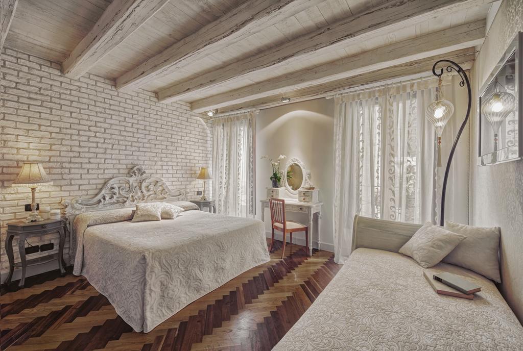 Bed & Breakfast Bloom Settimo Cielo