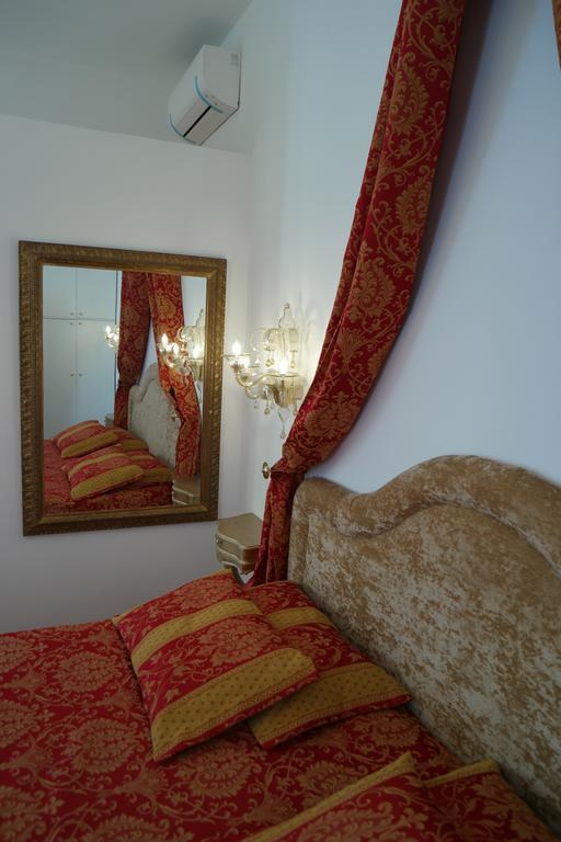 Savoia E Jolanda