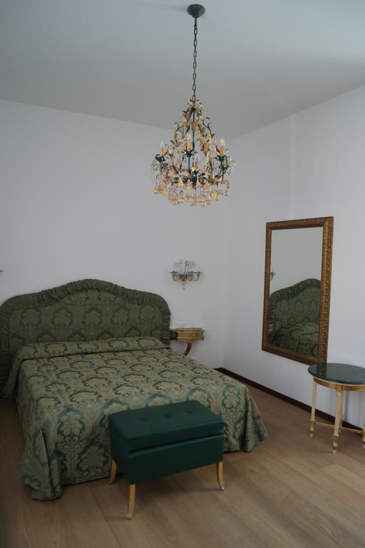 Savoia E Jolanda Veneza