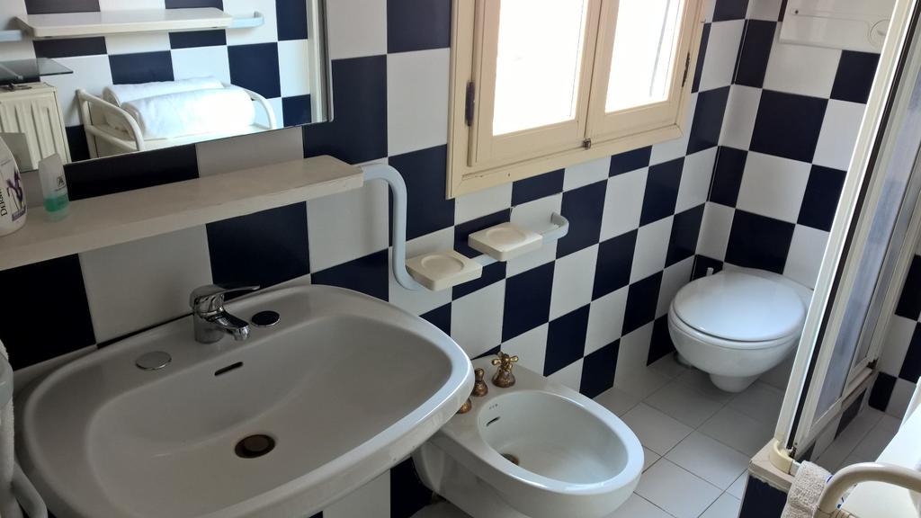 Domarie Apartment *