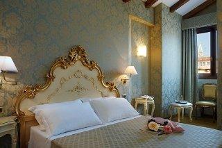 Ca' Pedrocchi Guest house Venice