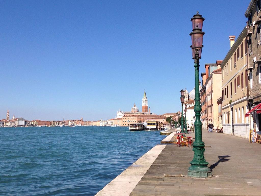 Venetian Mood: Secret Garden Apartment Venice