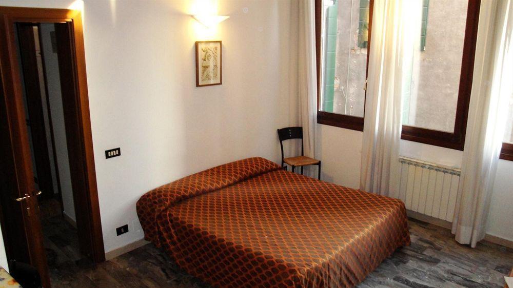Apartment Venice Apartments *
