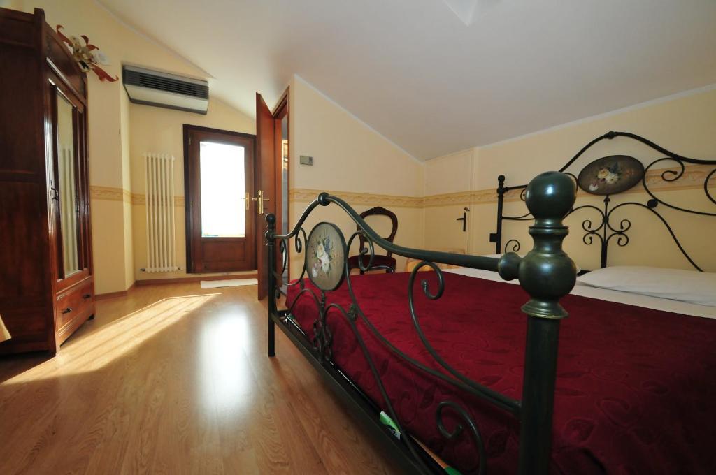 Sant'anna Hotel *