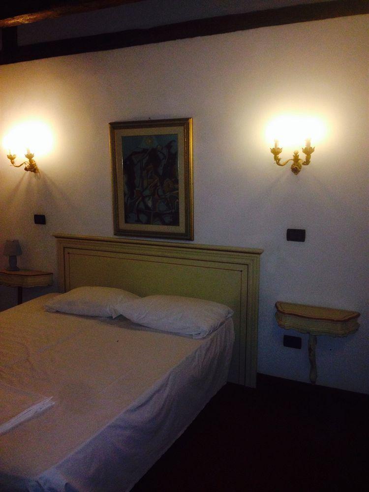 Ai Boteri Hostel *