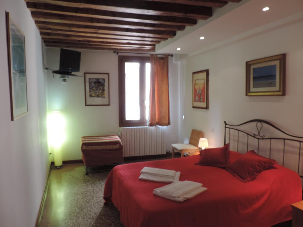 Apartamento San Bortolomio Veneza