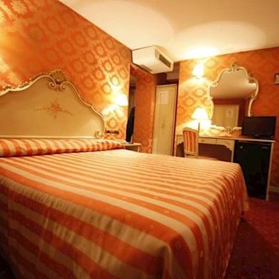 Lux Venice