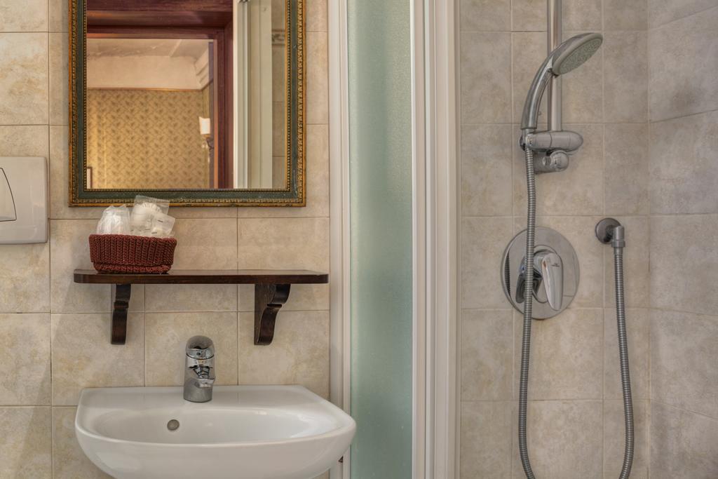 Hotel Galleria Venice