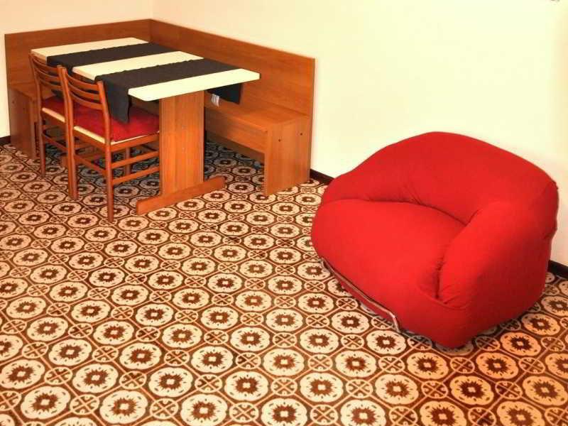 Airone Hotel 2*