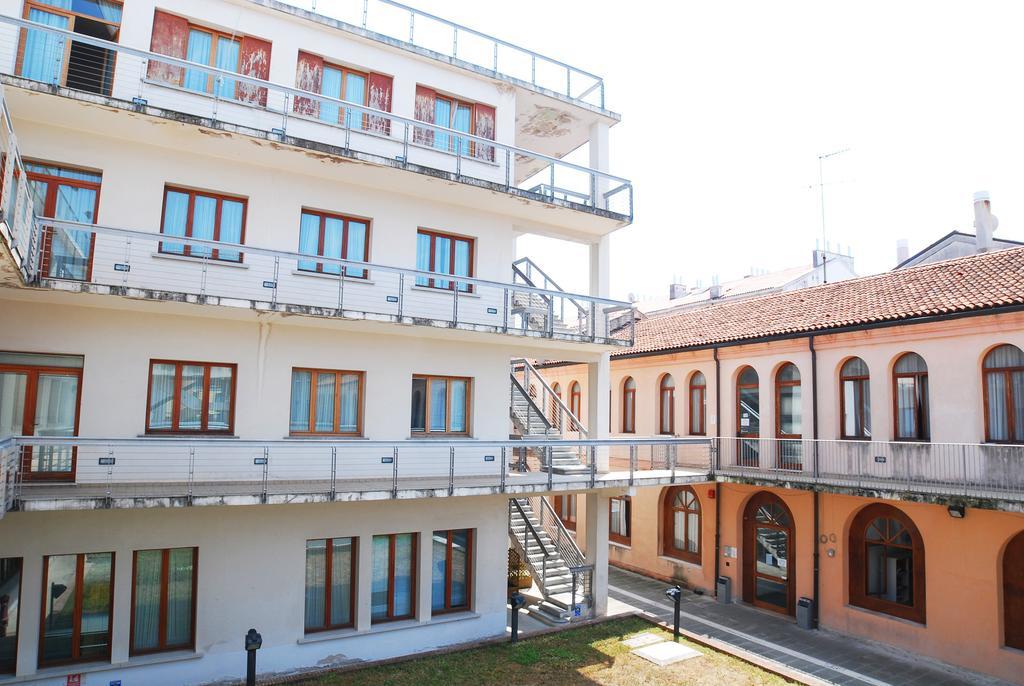 Sunny Terrace Veneza