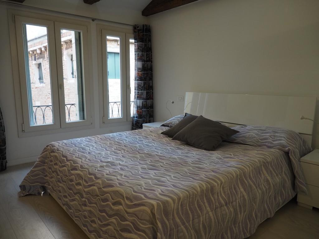Romantic Views San Marco Apartment