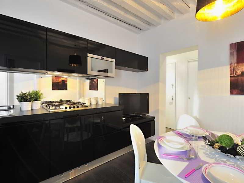 Art Deco Apartment