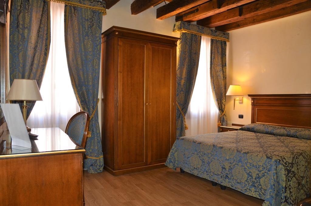 Le Marie Casa de hóspedes 2*
