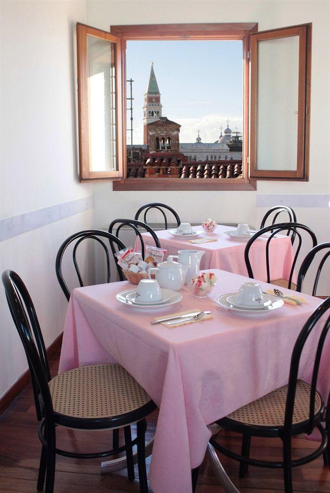Bed & Breakfast Bed & - Casa Per Ferie La Pieta