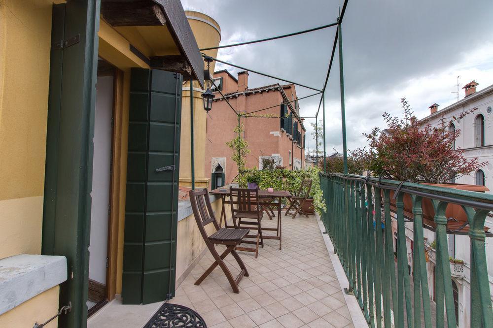 Casa de hóspedes De L'osmarin Suites 3*