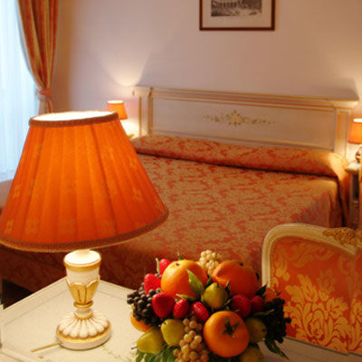 Hotel Ambassador Tre Rose