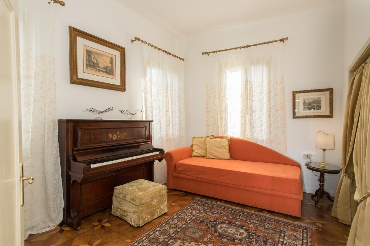 Savoia E Jolanda