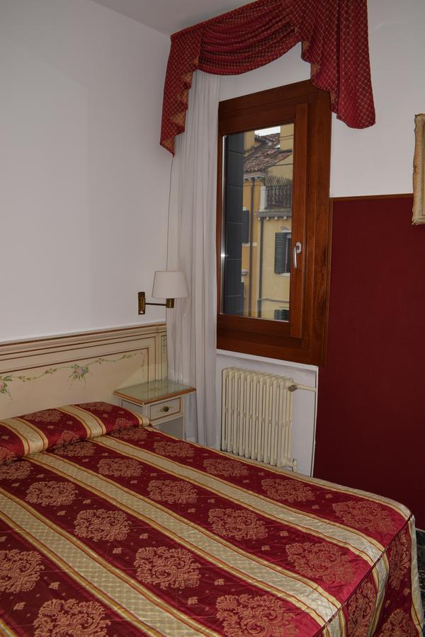 Basilea Hotel 3*