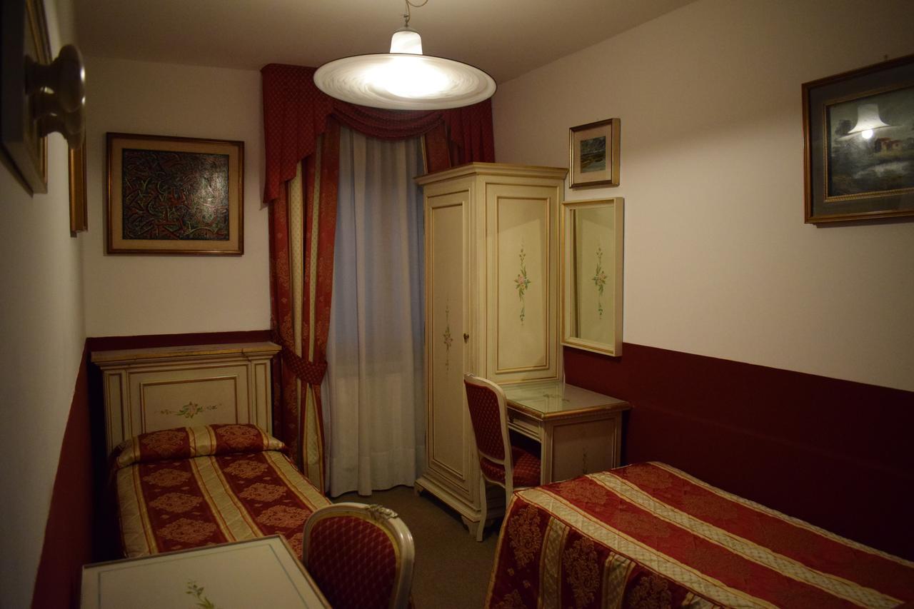 Basilea 3* Venice