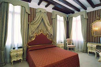 Dimora Dogale Guest house 3*