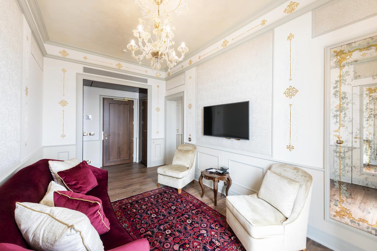 Hotel Monaco & Grand Canal Venice