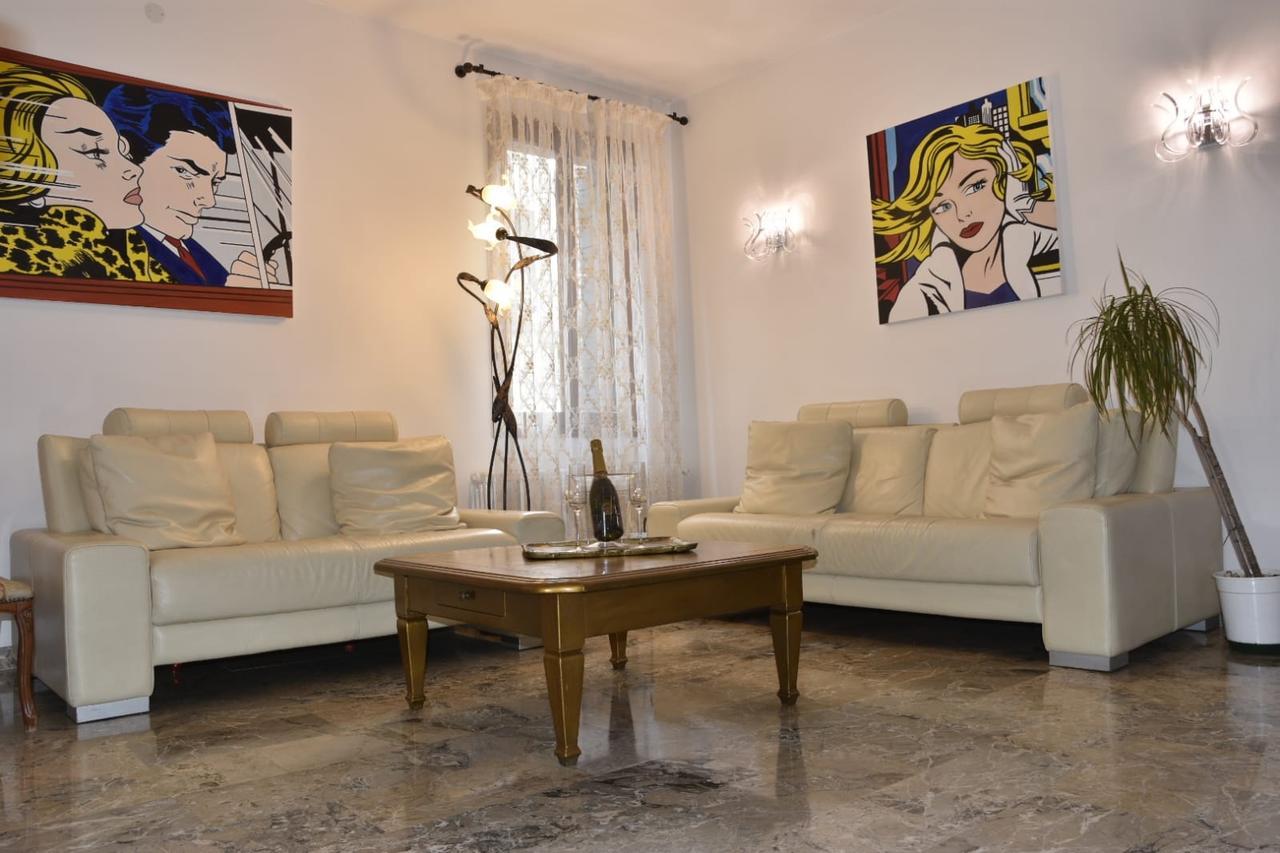 Ca' Del Cinema Bed & Breakfast