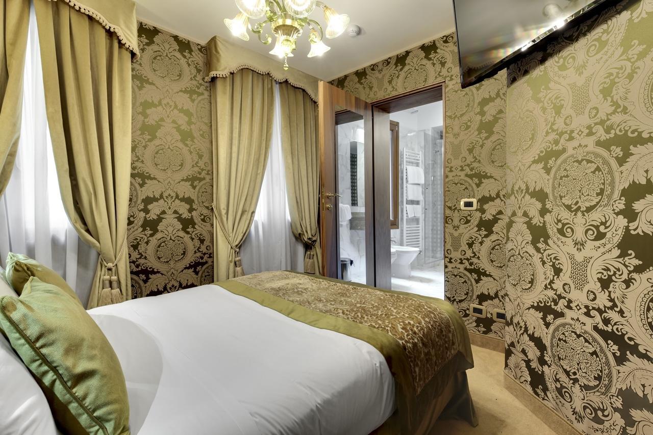 Casanova Hotel