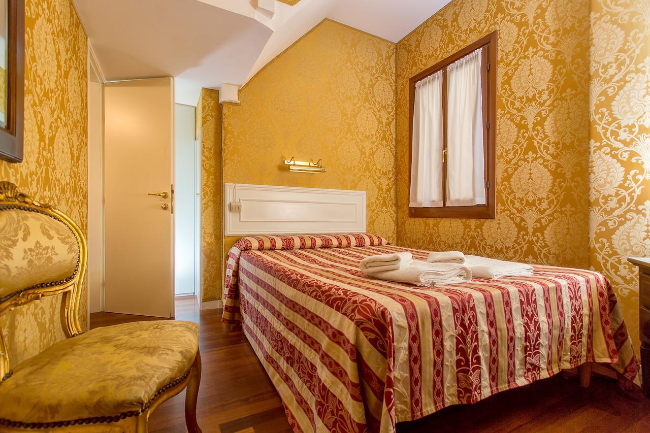 Residenza Goldoni Venice