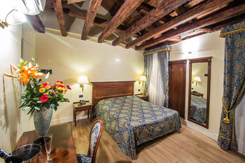 Guest house Dimora Dogale 3*