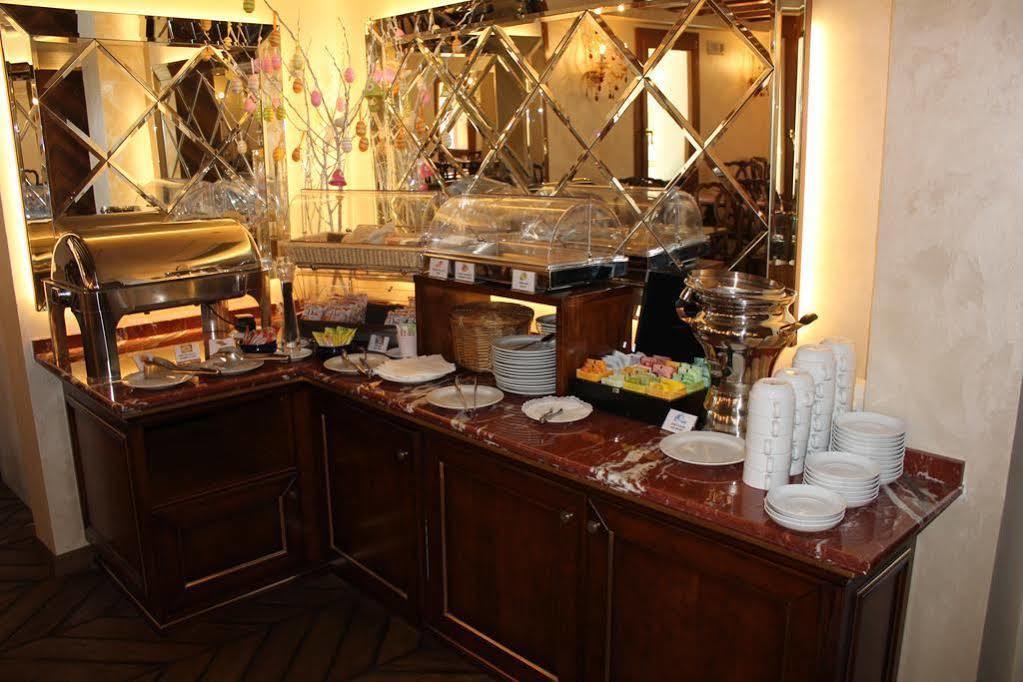 Casanova Hotel 4*
