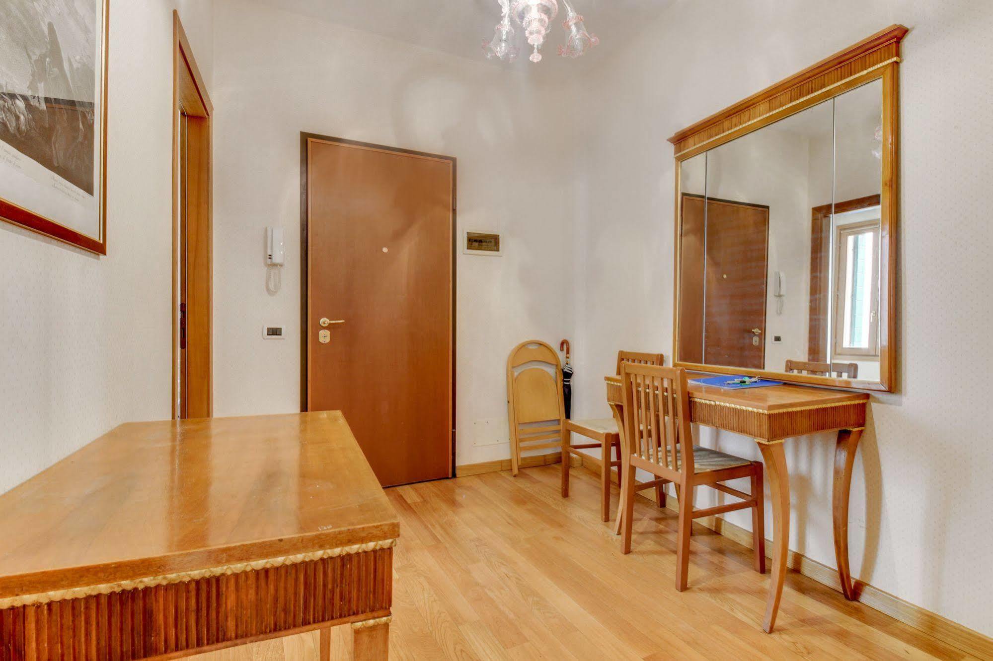 Residenza Goldoni Venice